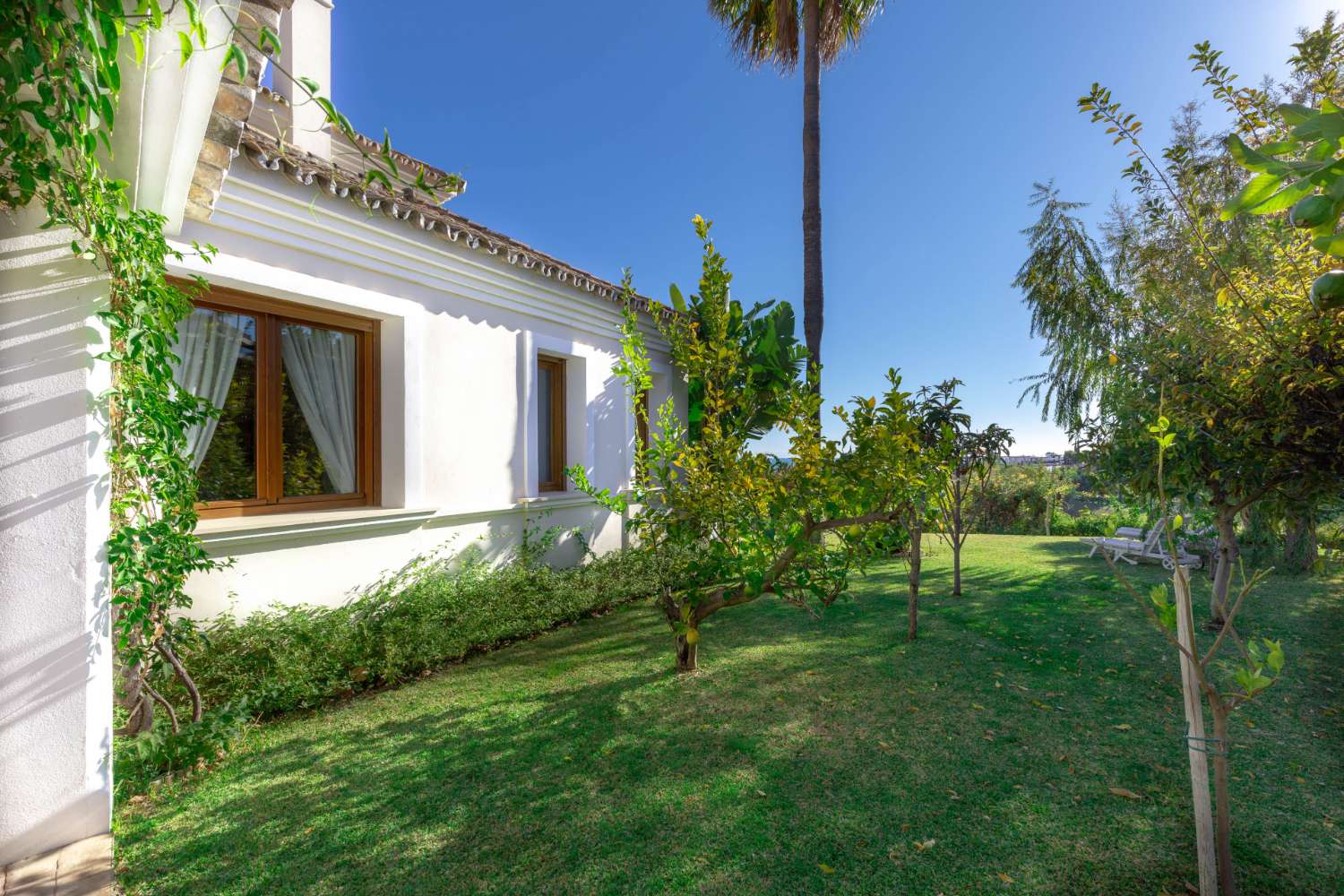 VILLA TILL SALU I LOS FLAMINGOS GOLF, BENAHAVIS