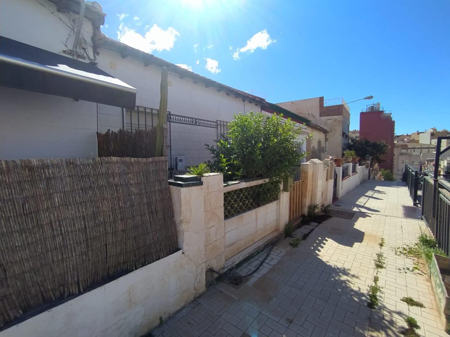 LOT VAN 3 HUIZEN TE KOOP IN MALAGA