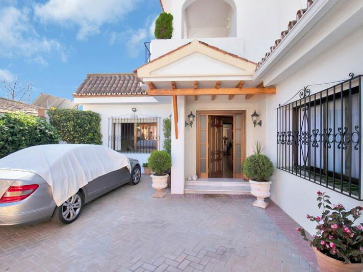 Villak salgai in Nagüeles-Milla de Oro (Marbella)