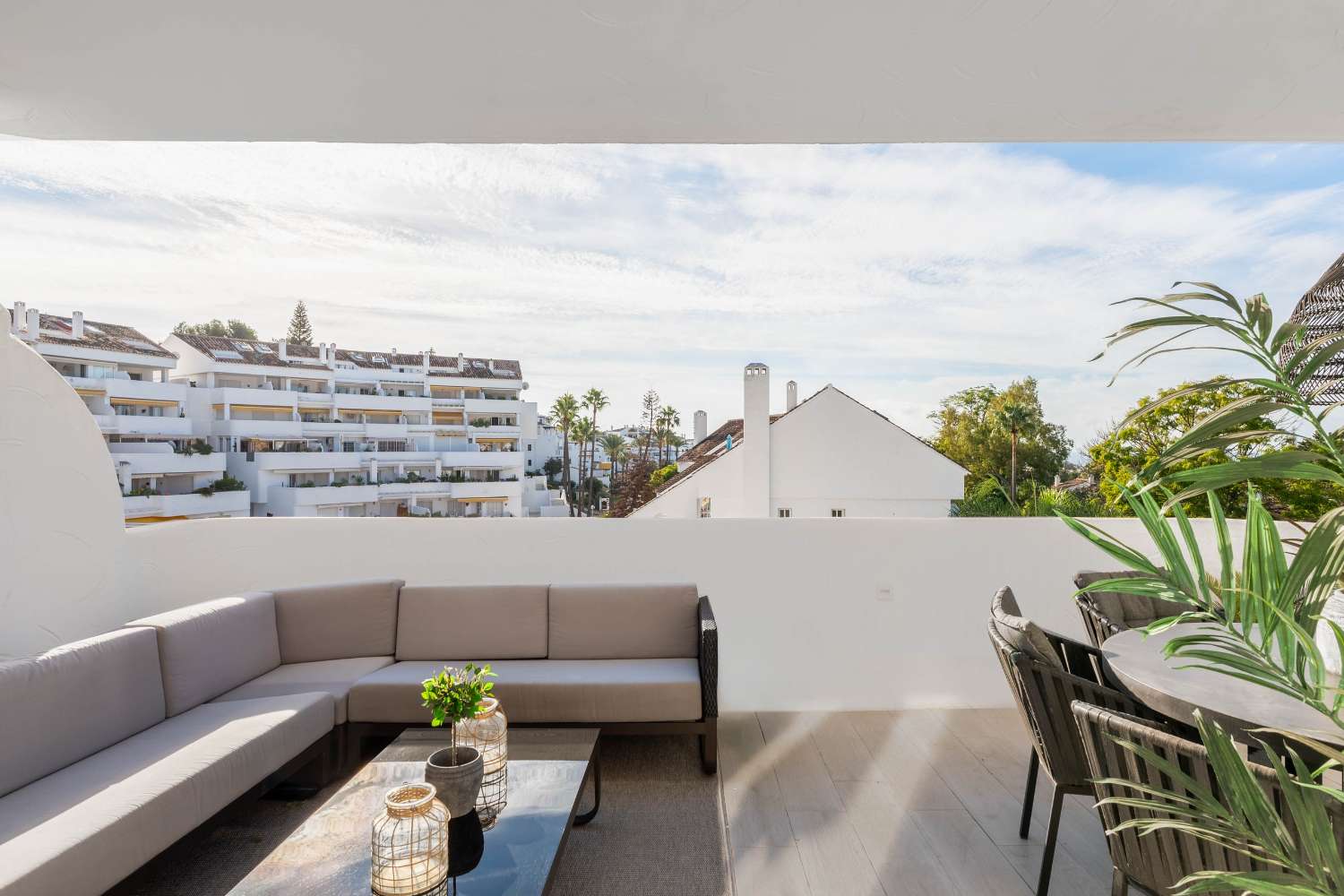 Apartamentua salgai in Nueva Andalucía (Marbella)